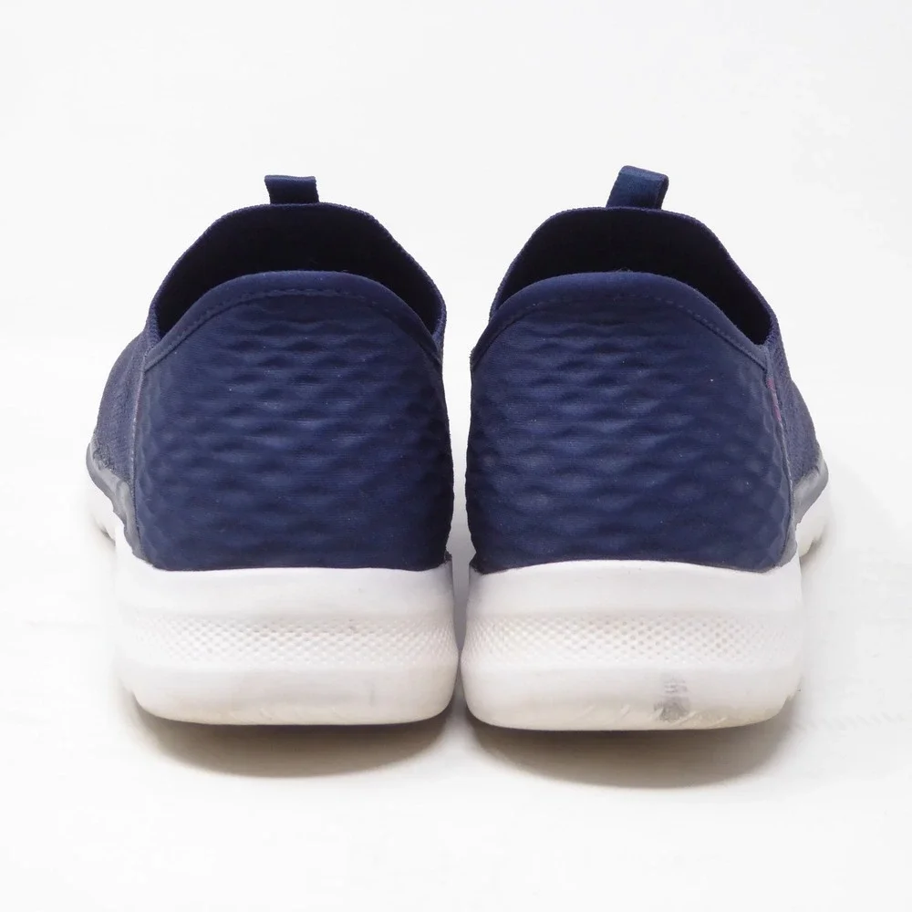 Skechers Womens  Go Walk 6-Fabulous View Slip-Ins Navy Blue Sneakers 7.5